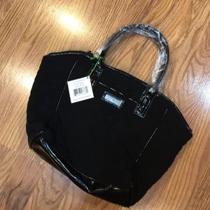 BNWT Vera Bradley black trimmed satchel purse